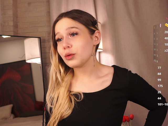 loveaudirs's BongaCams show and profile