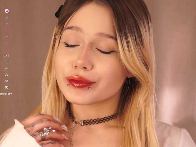 loveaudirs – webcam model profile photo