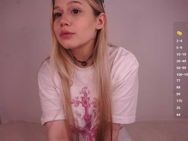 loveaudirs's BongaCams show and profile