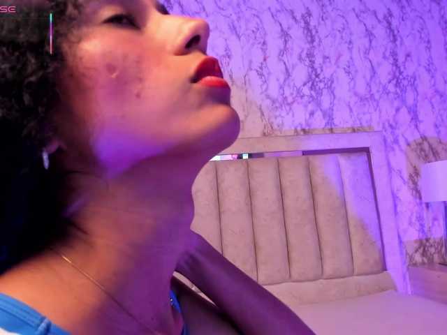 Valeska Live Cam on BongaCams and RICams