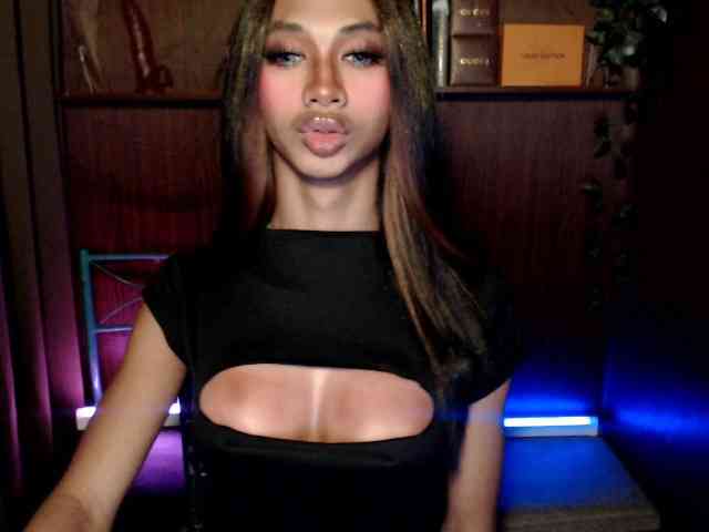 LatinaJoyce Live Webcam on BongaCams