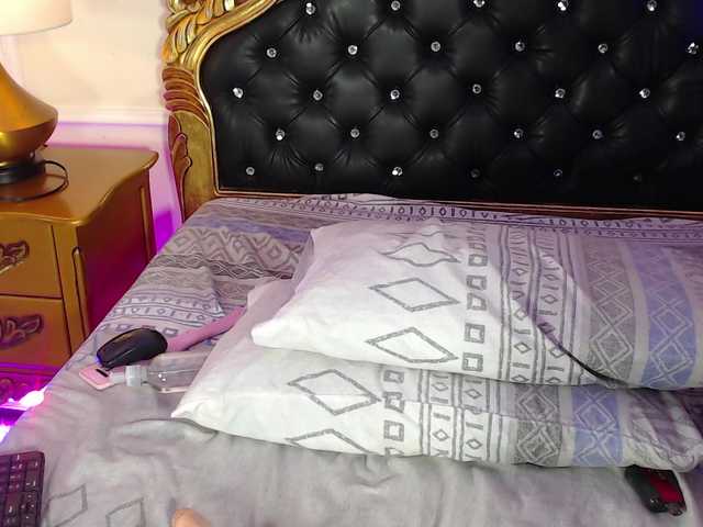 SamanthaBale's BongaCams show and profile