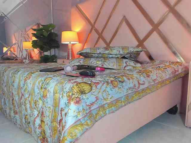 SamanthaBale SamanthaBale