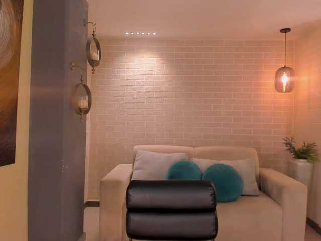 HaileyRoss's BongaCams show and profile