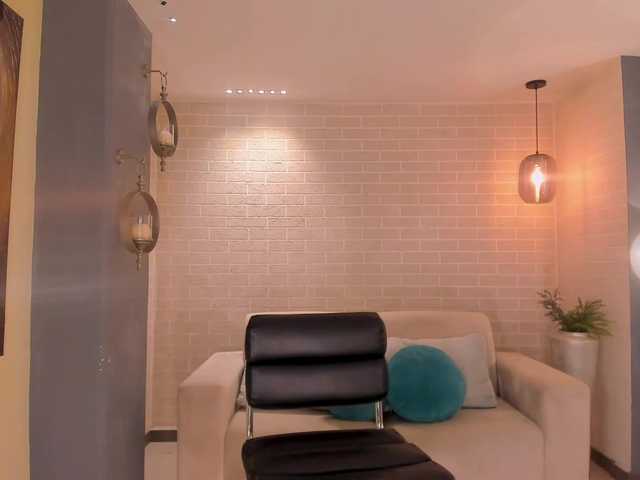 HaileyRoss's BongaCams show and profile