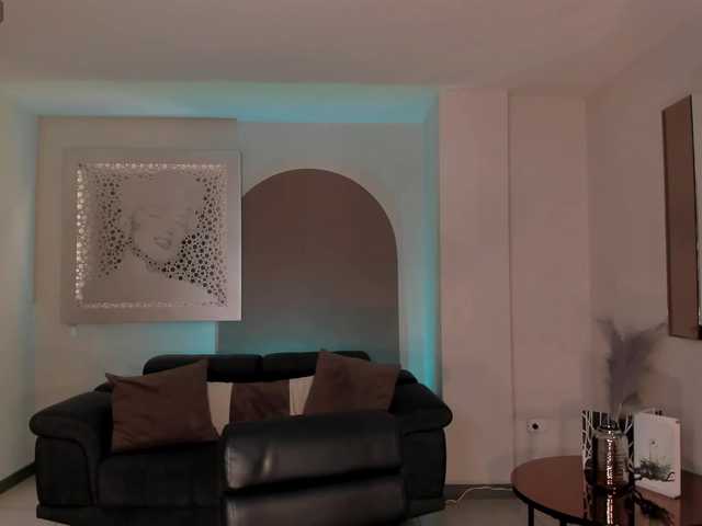 HaileyRoss live cam profile