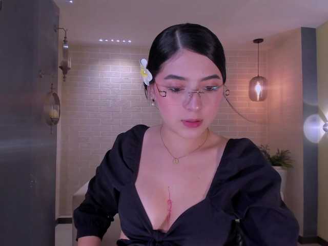 HaileyRoss's BongaCams show and profile