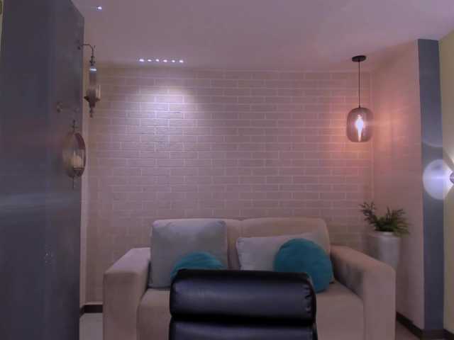 HaileyRoss's BongaCams show and profile