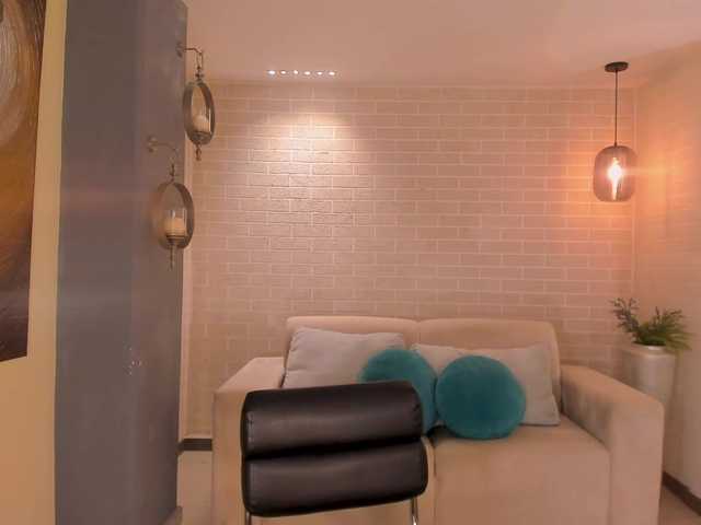 HaileyRoss's BongaCams show and profile