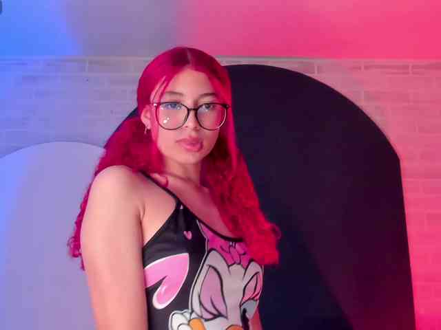 AmberFox1 Live Webcam on BongaCams