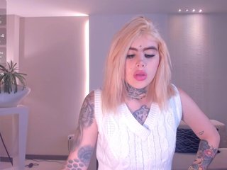 CarlaBrunni Porn Show