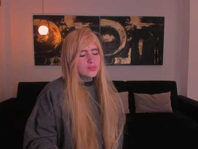 CarlaBrunni's BongaCams show and profile