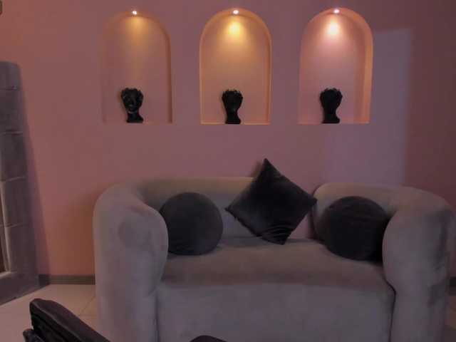 CarlaBrunni's BongaCams show and profile