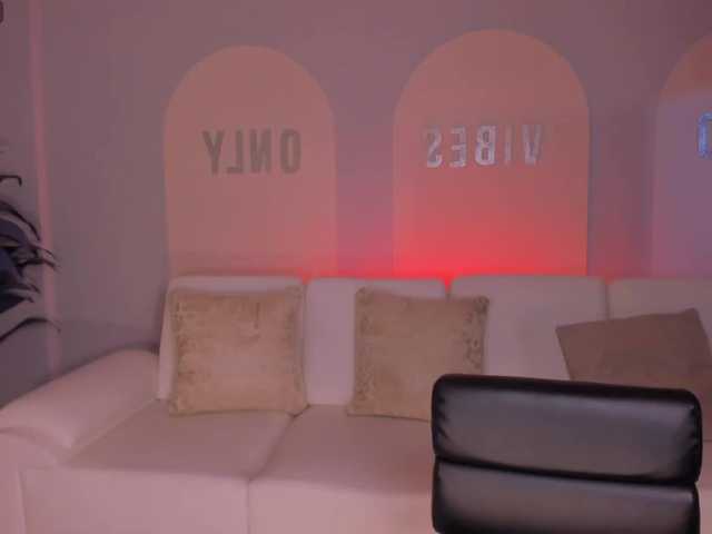 CarlaBrunni's BongaCams show and profile