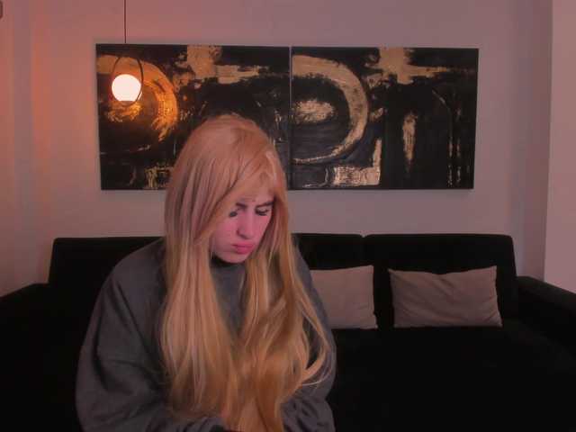 CarlaBrunni's BongaCams show and profile