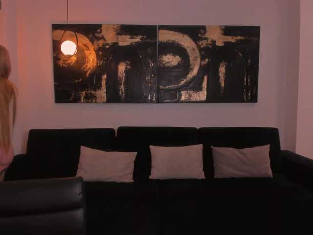 CarlaBrunni's BongaCams show and profile