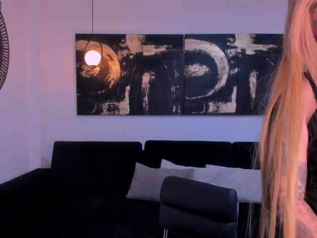 CarlaBrunni Live Webcam on BongaCams