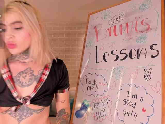 CarlaBrunni Live Webcam on BongaCams