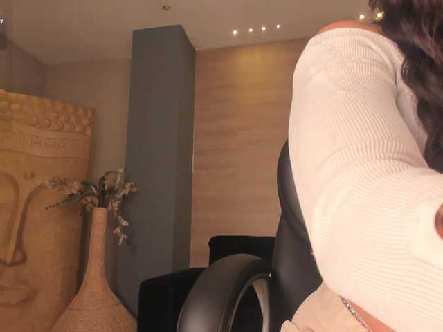 ZaraKafruni's BongaCams show and profile