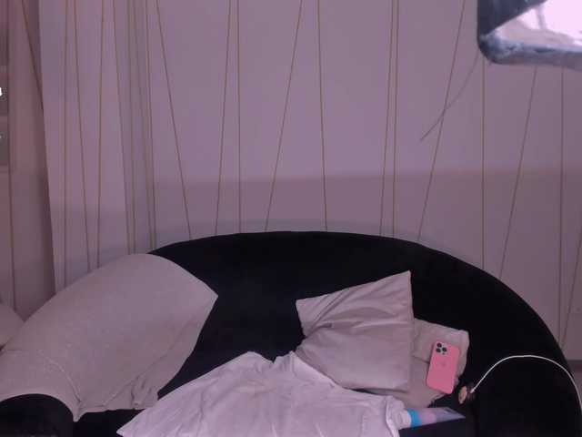 ZaraKafruni's BongaCams show and profile