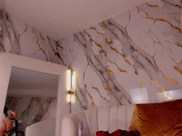 Zara Kafruni (ZaraKafruni)