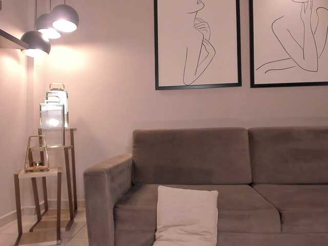 ZaraKafruni's BongaCams show and profile