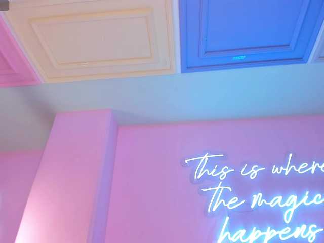 ZaraKafruni live room