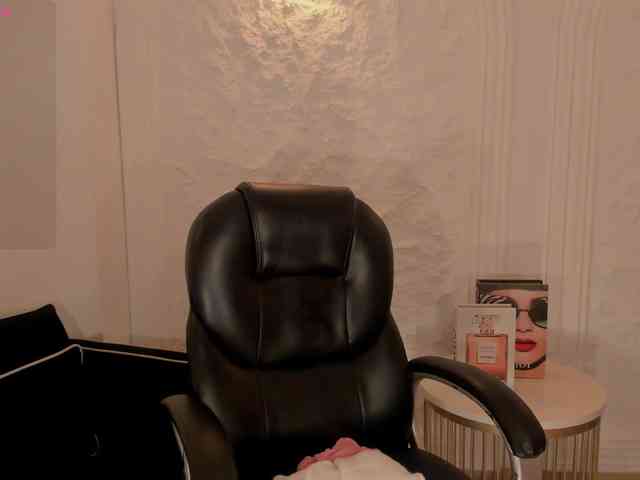 ZaraKafruni Live Webcam on BongaCams