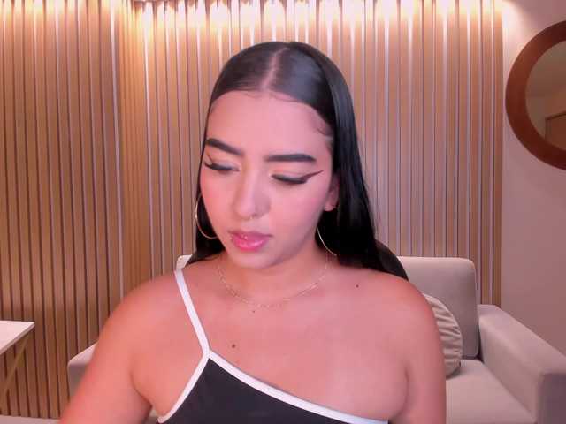 SophieLanne's BongaCams show and profile