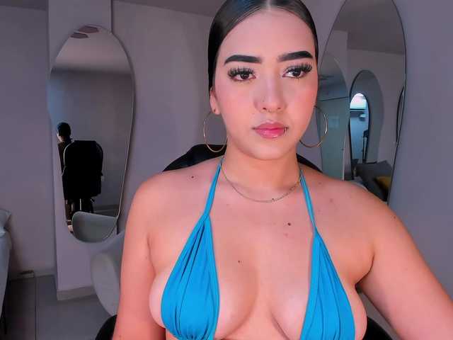 SophieLanne's BongaCams show and profile