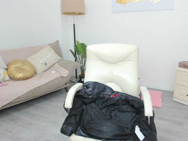 CarlaDevon's BongaCams show and profile