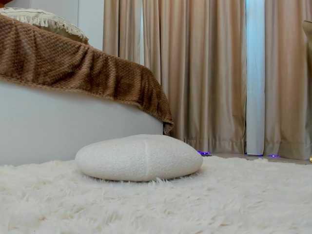 Miss-Denisse's BongaCams show and profile