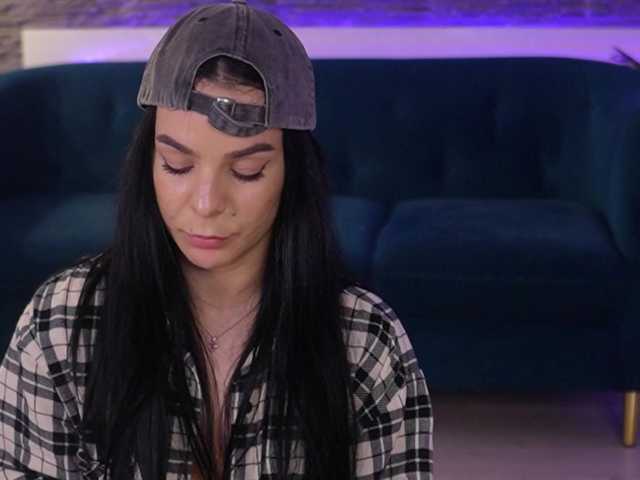 Miss-Denisse's BongaCams show and profile