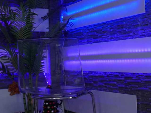 Miss-Denisse's BongaCams show and profile