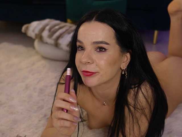 Miss-Denisse's BongaCams show and profile