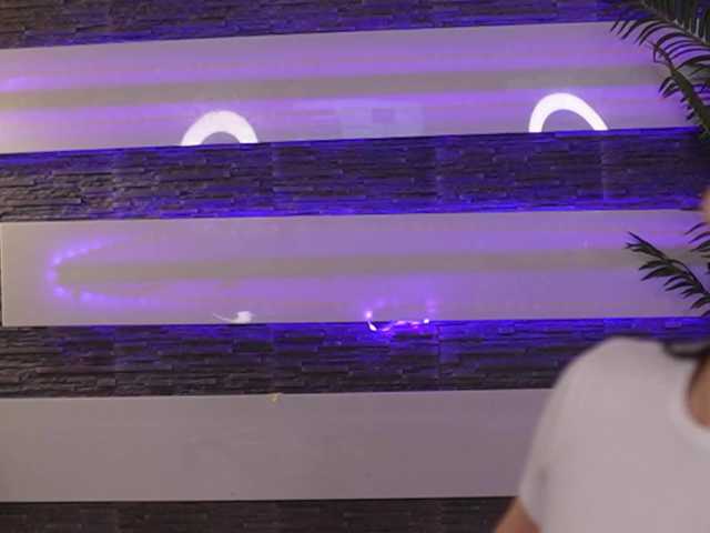 Miss-Denisse's BongaCams show and profile