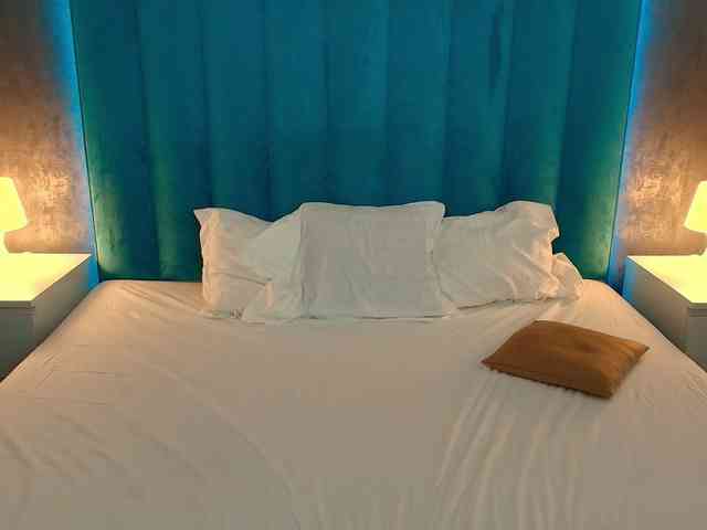 SkinnyJennifer webcam