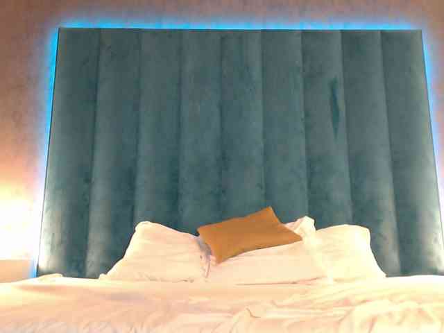 SkinnyJennifer Live Webcam on BongaCams