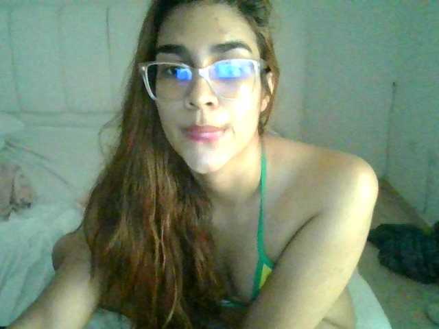 LatinaVenom66 webcam