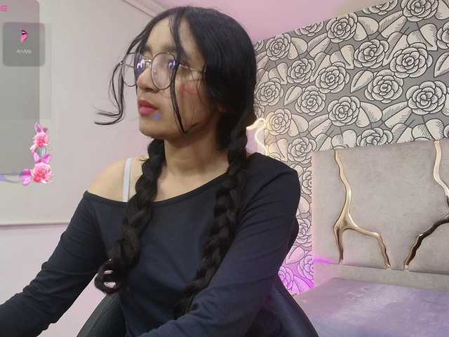 rosee-tay1's BongaCams show and profile