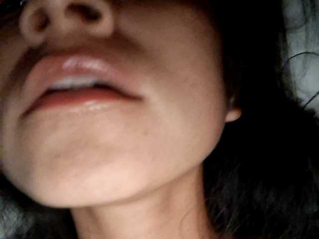 LatinaFit Live Cam on BongaCams