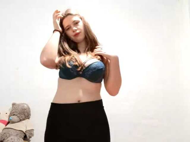 GeniaRhein's BongaCams show and profile