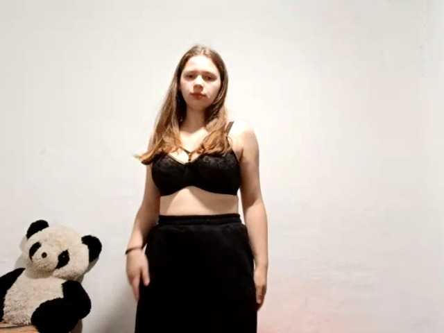 GeniaRhein's BongaCams show and profile