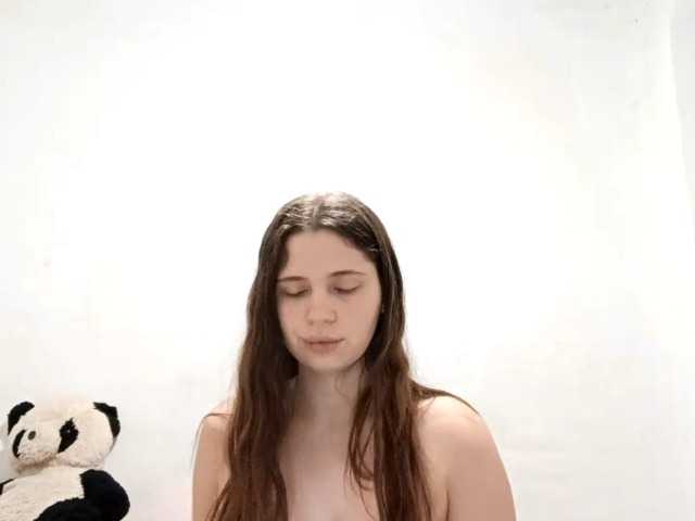 GeniaRhein's BongaCams show and profile