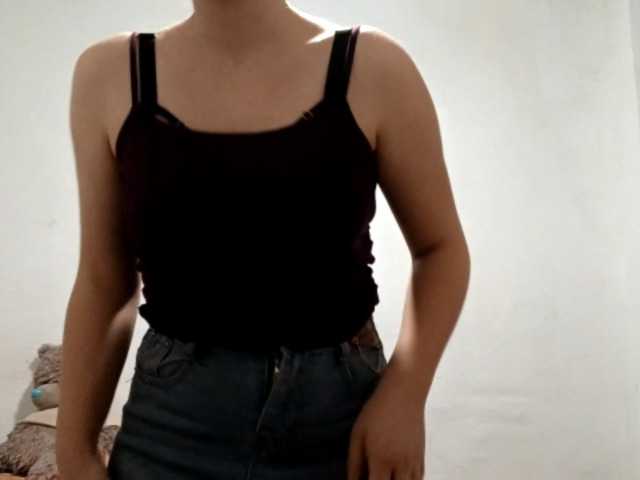 GeniaRhein's BongaCams show and profile