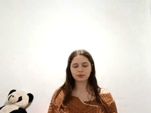 GeniaRhein — Hiya its my first day! Please help me stay more brave  My name is Tai