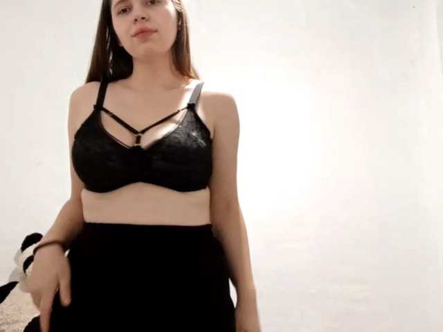 GeniaRhein's BongaCams show and profile