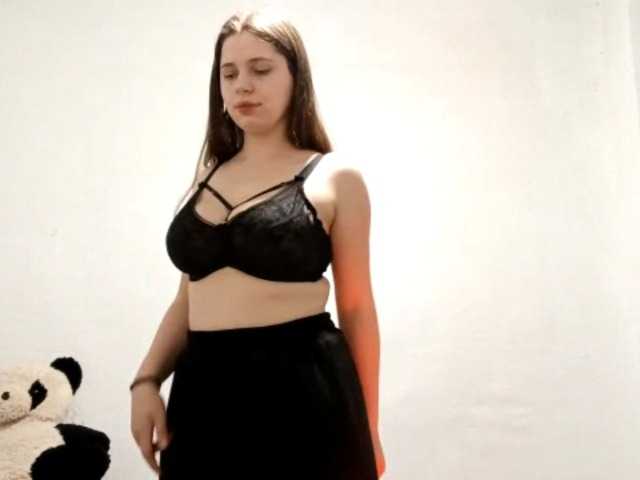 GeniaRhein's BongaCams show and profile