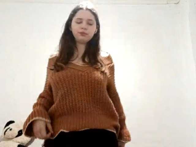 GeniaRhein's BongaCams show and profile