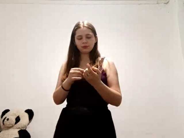 GeniaRhein's BongaCams show and profile